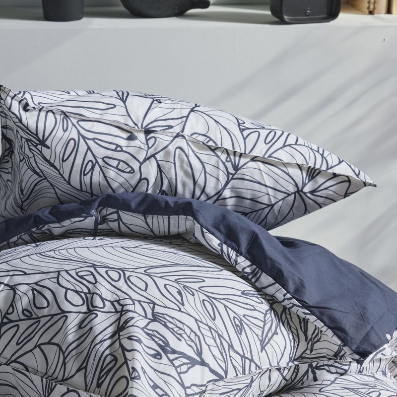 Parure Housse de Couette 260x240 cm Mawira Zippée 3.7 bleu marine blanc feuilles Parure Housse de Couette 260x240 cm Mawira Zippée 3.7 bleu marine blanc feuilles