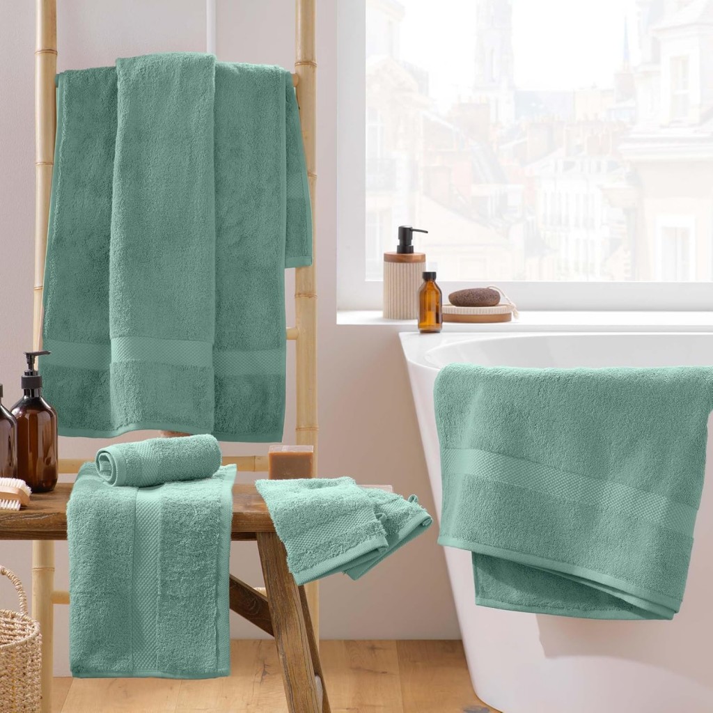 Serviette de Toilette Bain Eponge Elégance Céladon 50x90cm