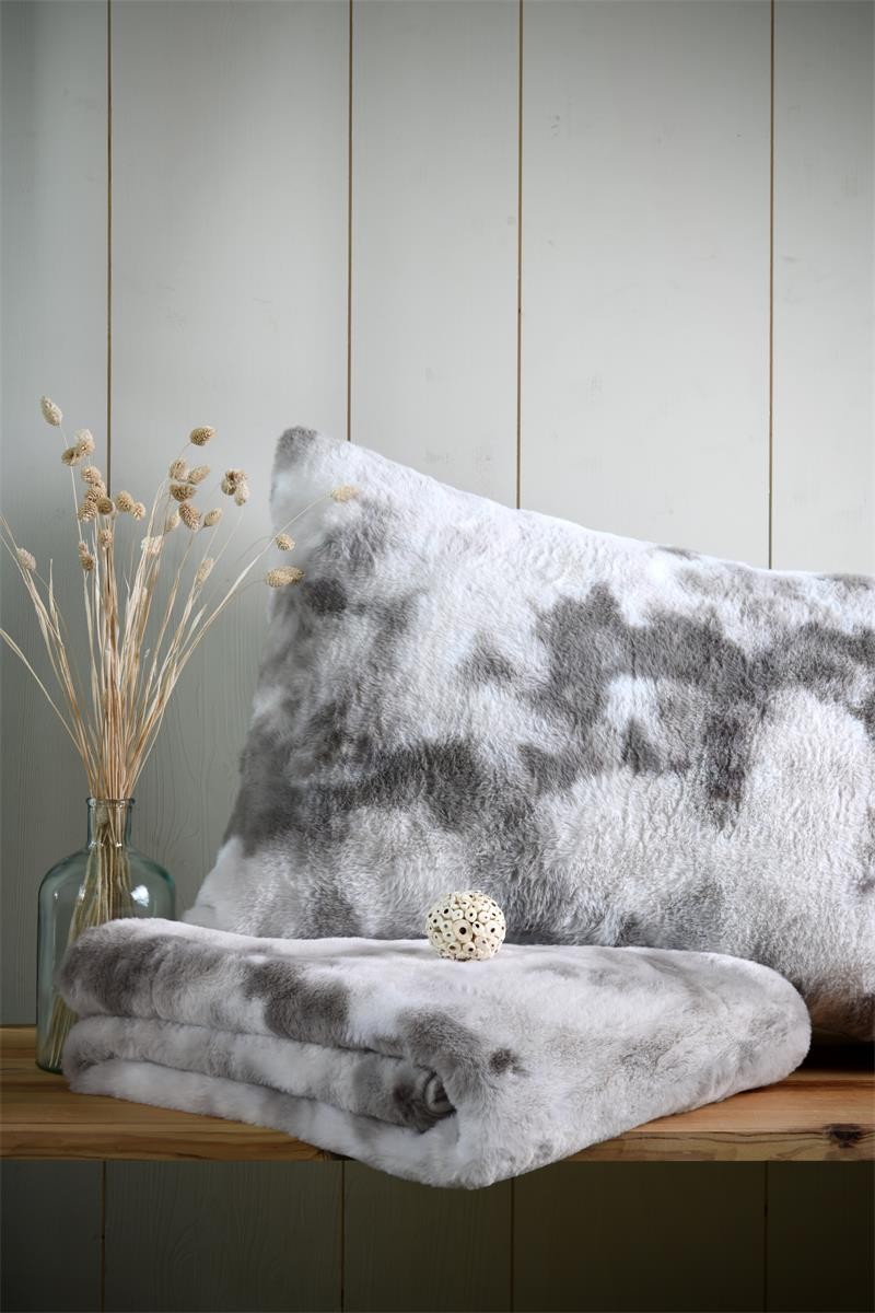 Plaid Harald Lovely Casa 125 x 150 cm tout doux Plaid Harald Lovely Casa 125 x 150 cm tout doux