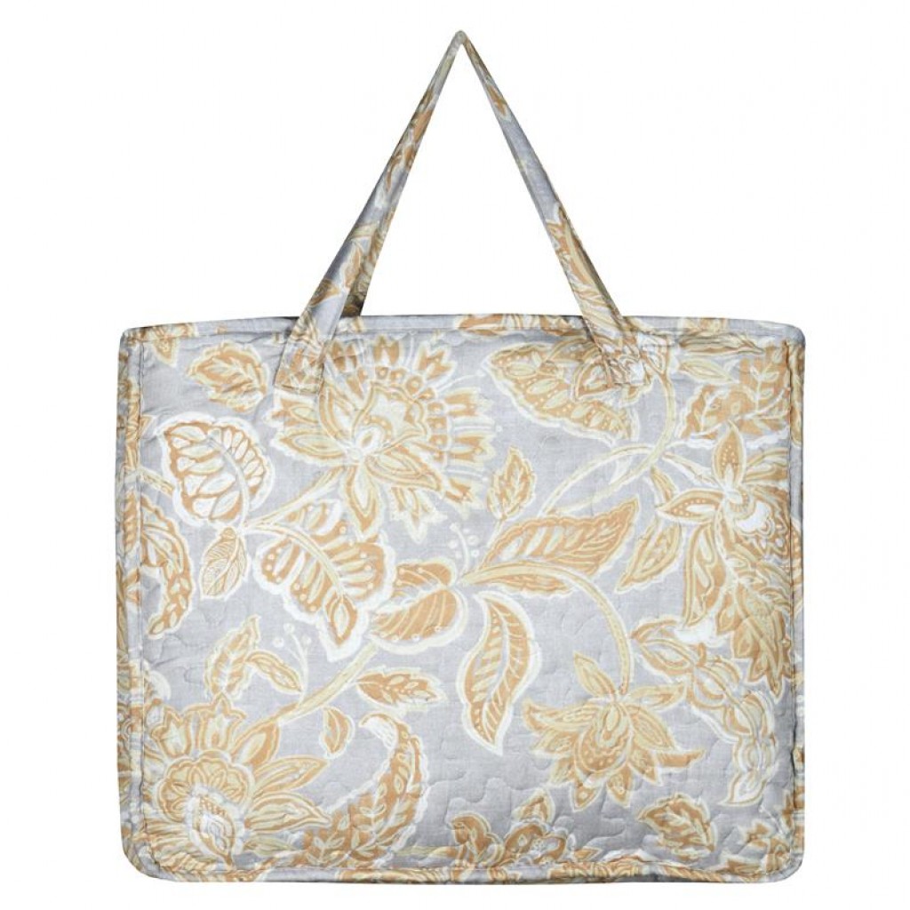 Boutis Couvre lit  260x240cm, 2 taies 65x65cm, 100% Microfibre Nerya