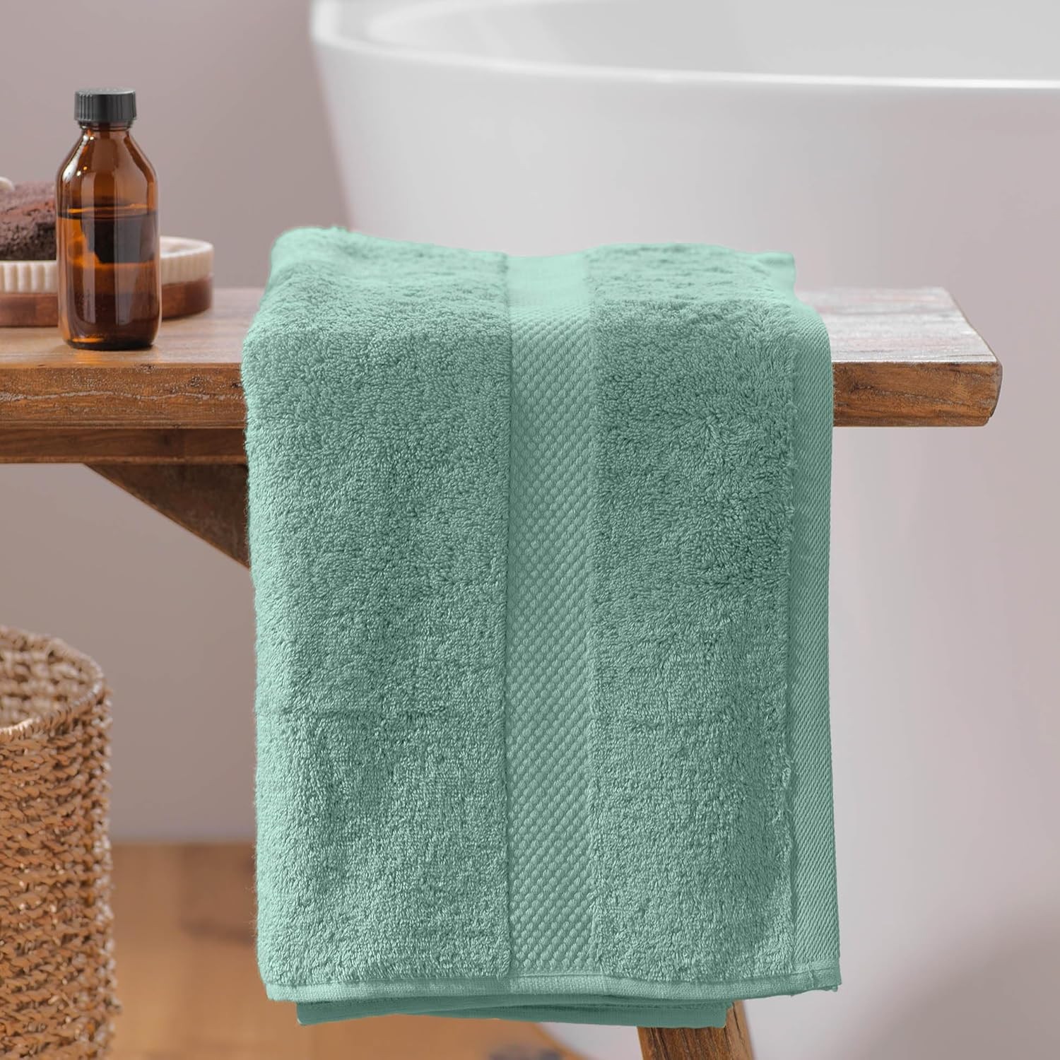 Serviette de Toilette Bain Eponge Elégance Céladon 50x90cm